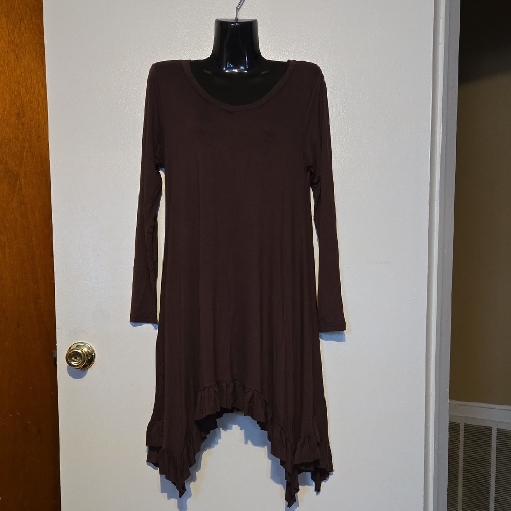 Elegant Long Sleeve Dress in Rich Brown